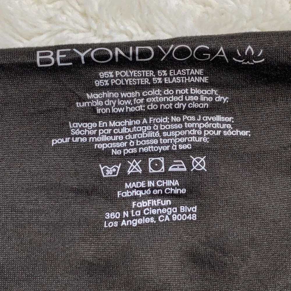 New Beyond Yoga Black Infinity Hidden Pocket Scarf